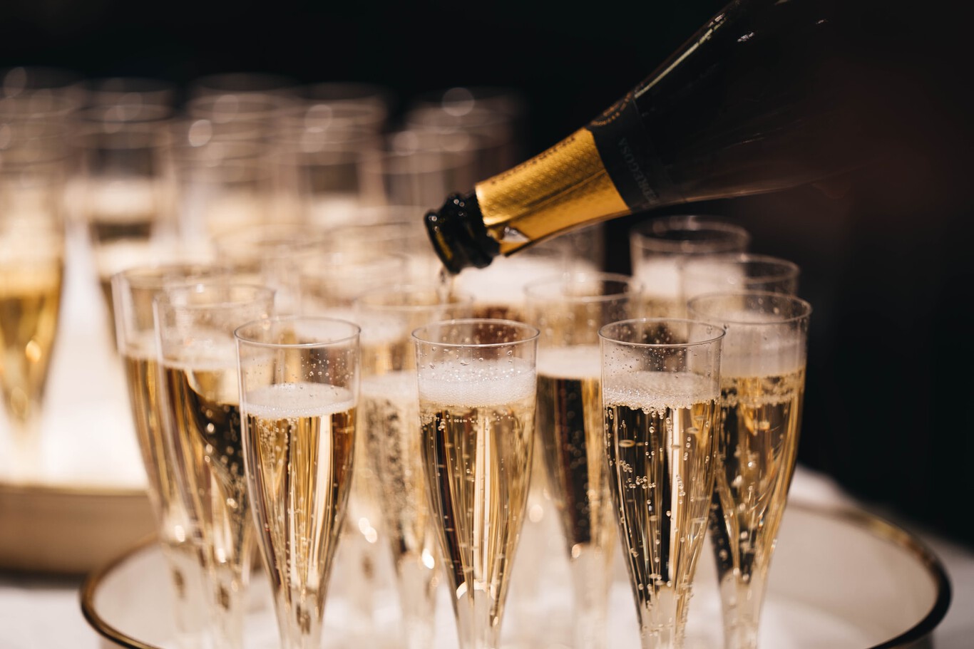 Catas de Champagne y cava para eventos de empresa